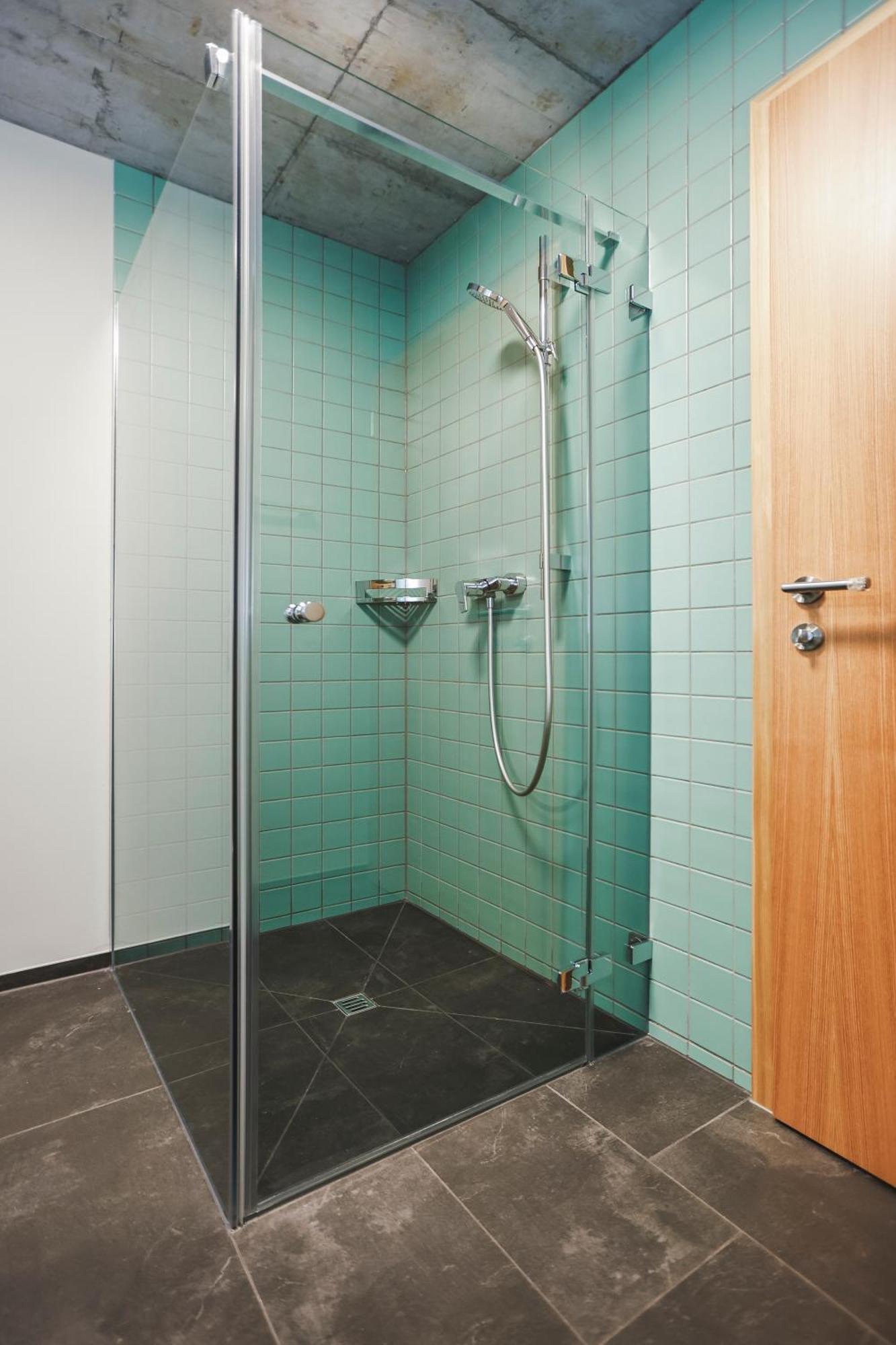 Boutique Apartments Lustenau Nachhaltige Kuehlung Ueber Erdsonde Und Fussbodenkuehlung Bilik gambar