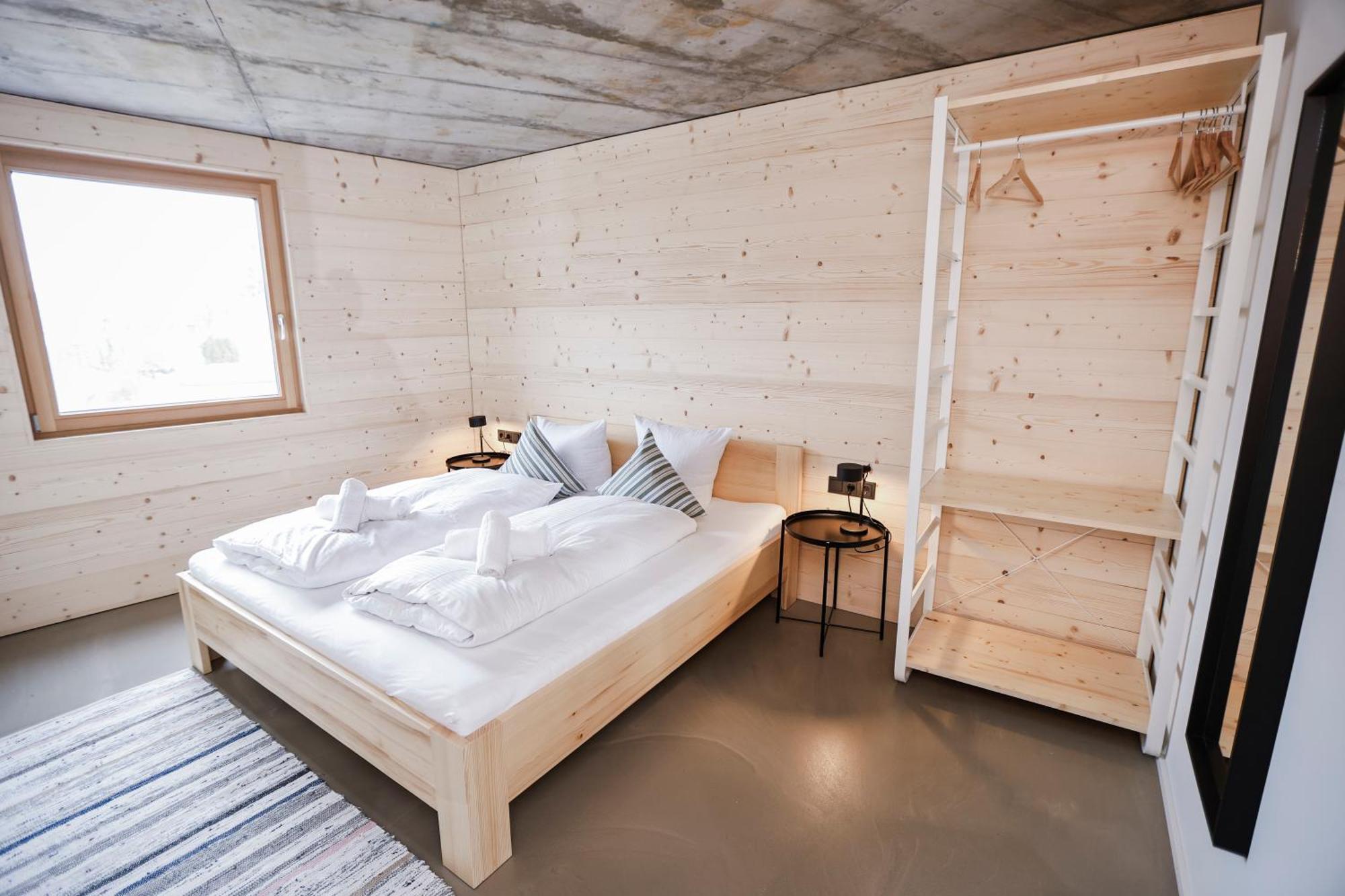 Boutique Apartments Lustenau Nachhaltige Kuehlung Ueber Erdsonde Und Fussbodenkuehlung Bilik gambar
