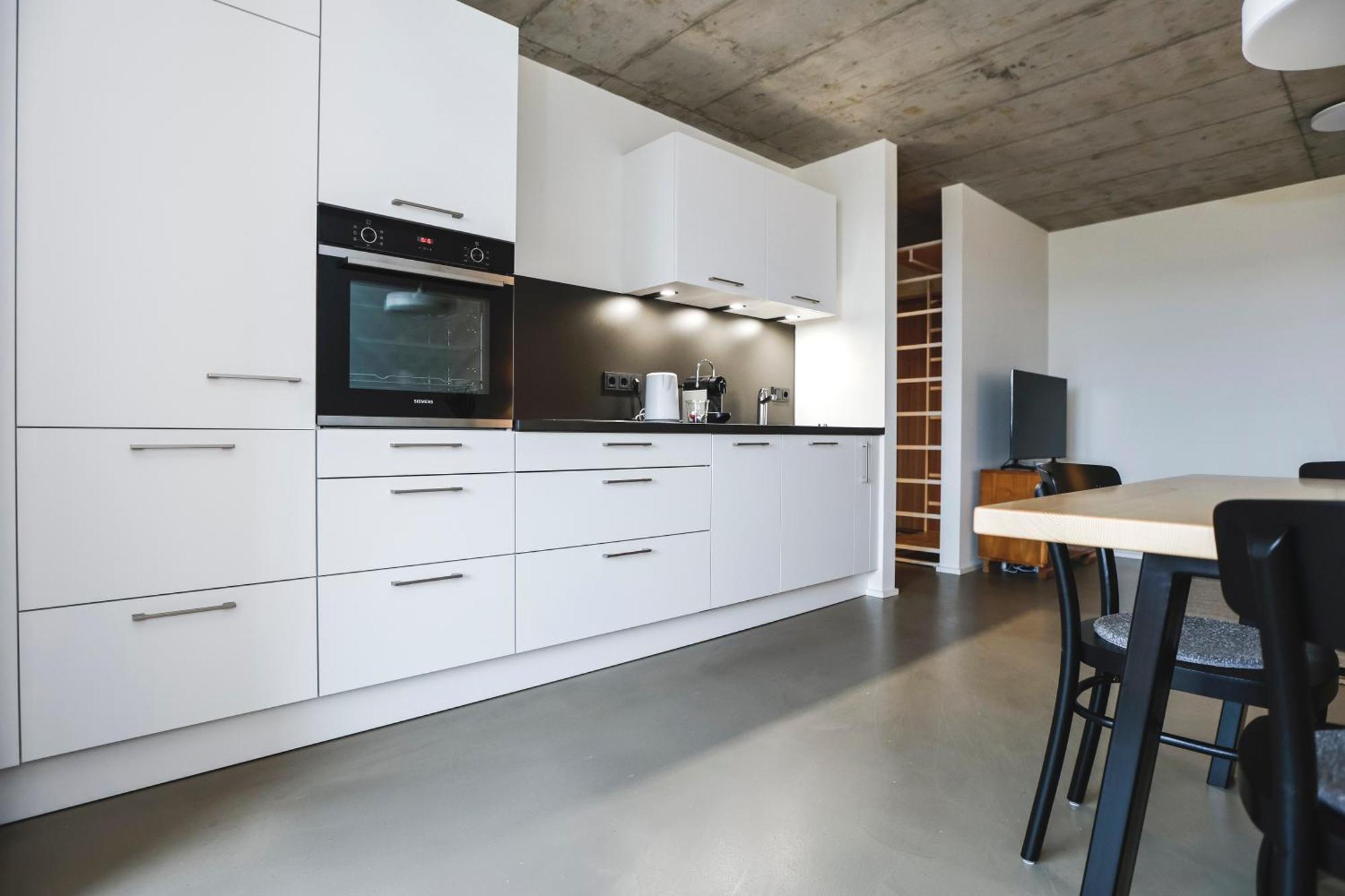 Boutique Apartments Lustenau Nachhaltige Kuehlung Ueber Erdsonde Und Fussbodenkuehlung Bilik gambar